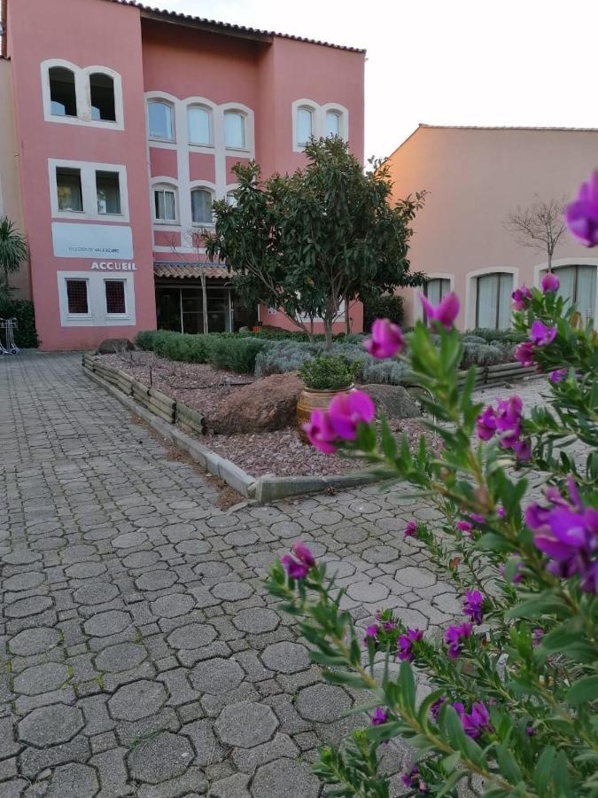 Residences Du Golf Saint-Raphaël Exteriör bild
